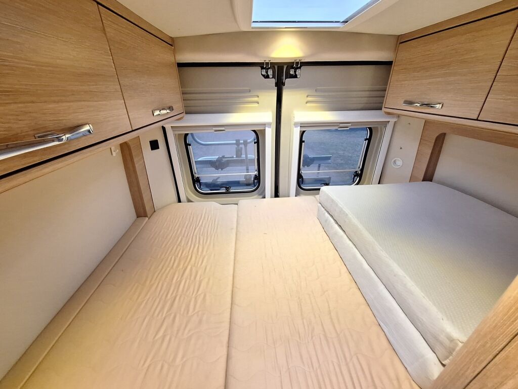 Pössl Roadcar R VAN 540 2017 Sininen