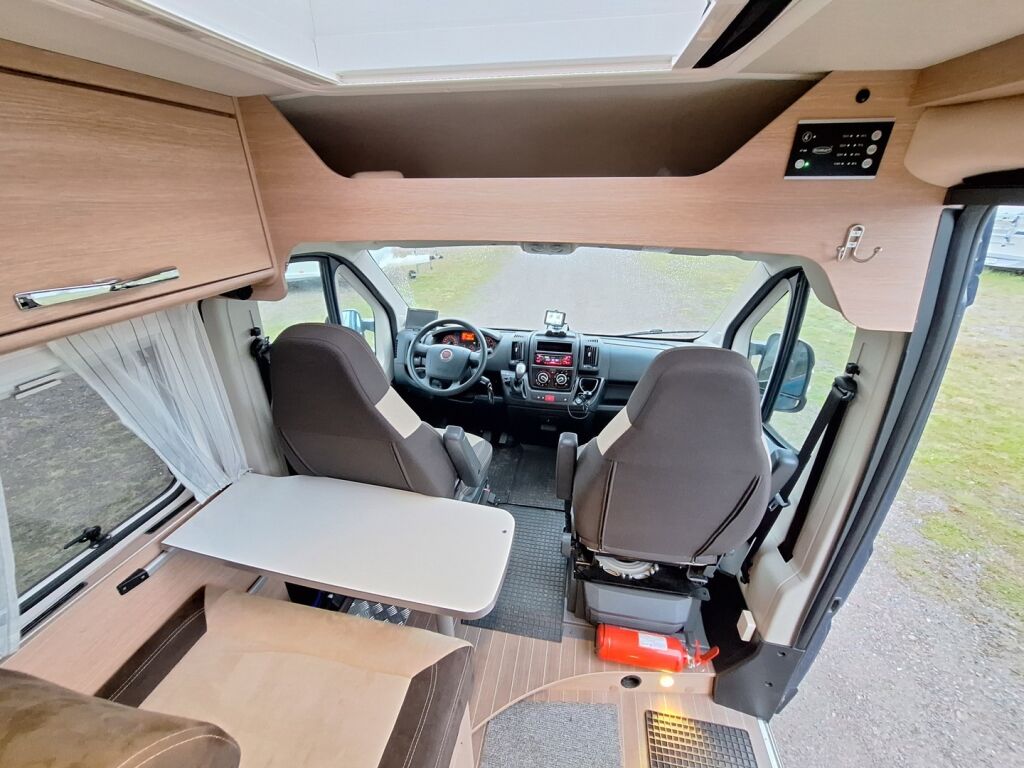Pössl Roadcar R VAN 540 2017 Sininen