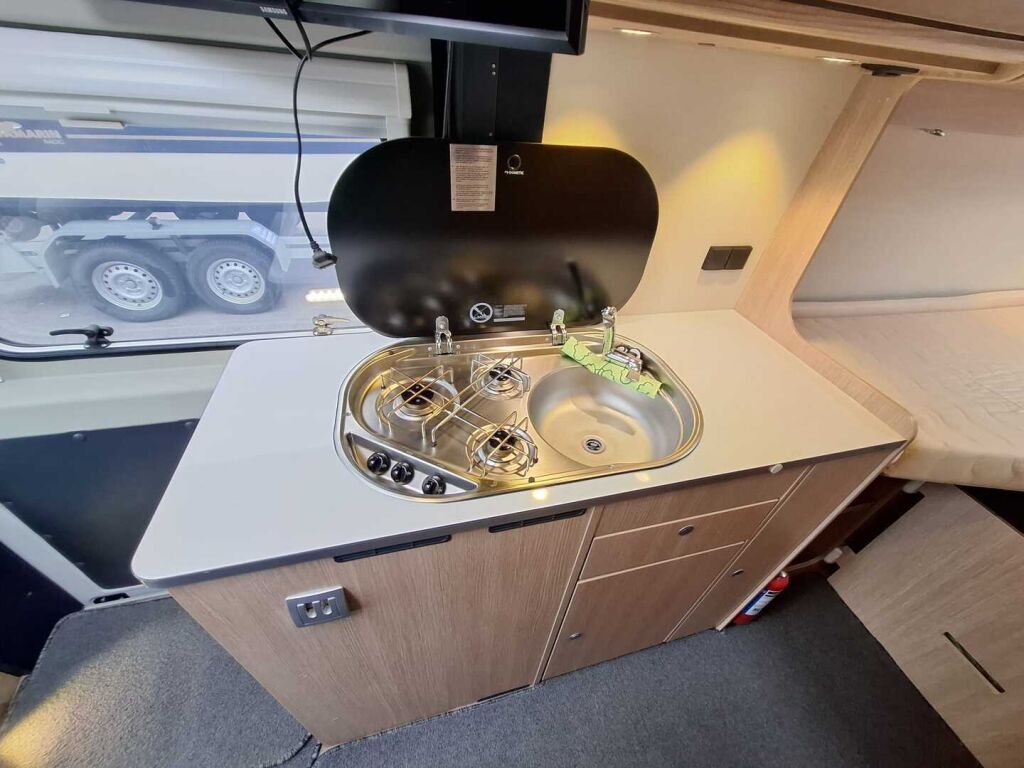 Pössl Roadcar VAN R 640 2017 9