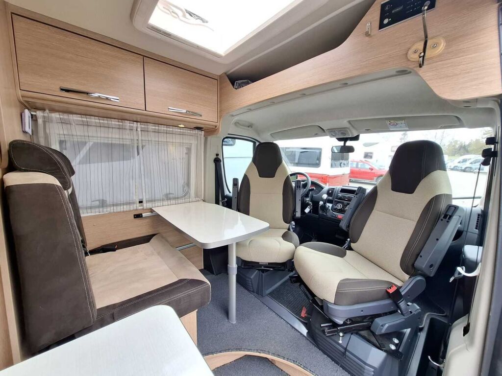 Pössl Roadcar VAN R 640 2017 9