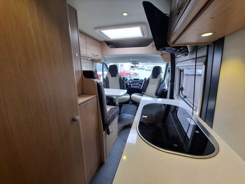 Pössl Roadcar VAN R 640 2017 9