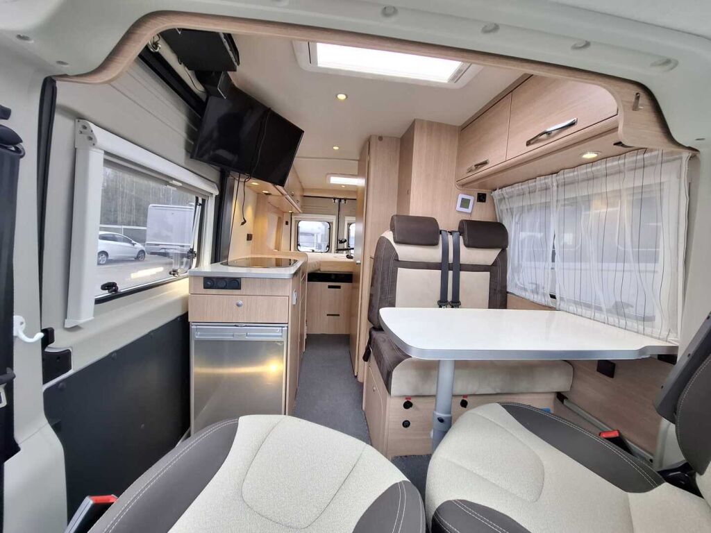 Pössl Roadcar VAN R 640 2017 9