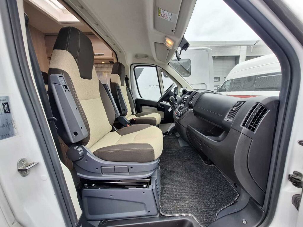 Pössl Roadcar VAN R 640 2017 9