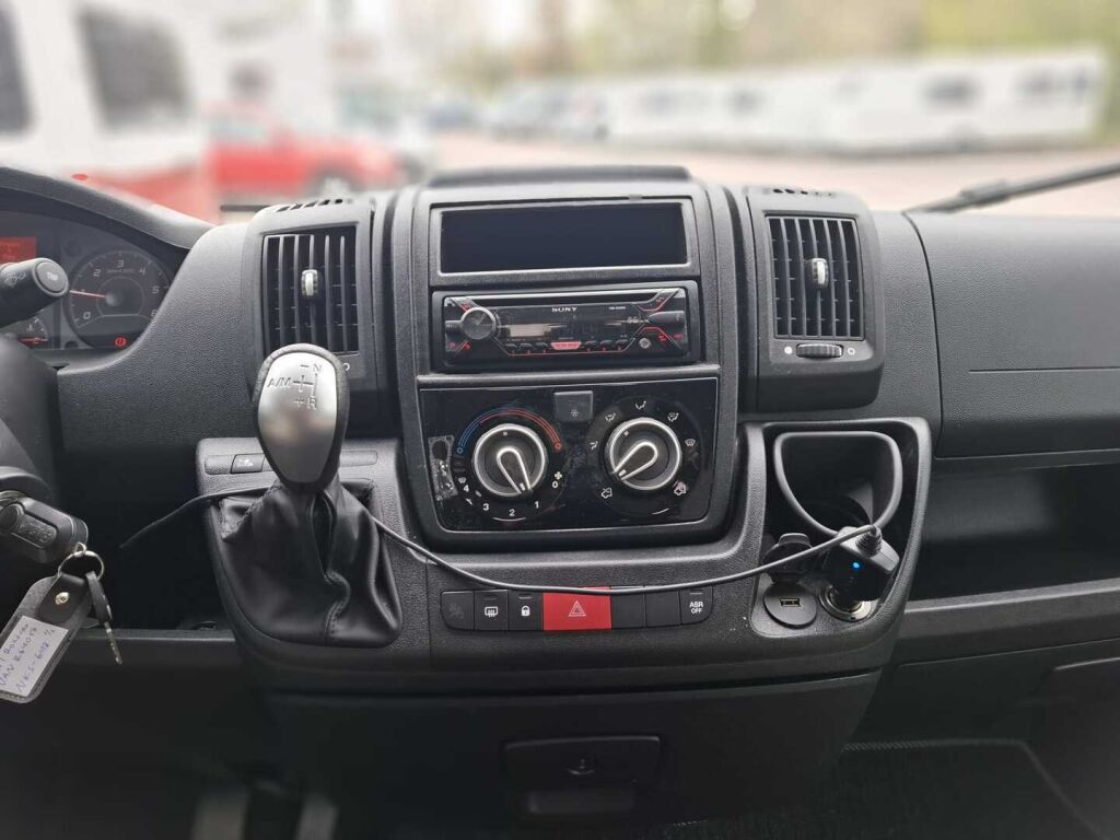 Pössl Roadcar VAN R 640 2017 9