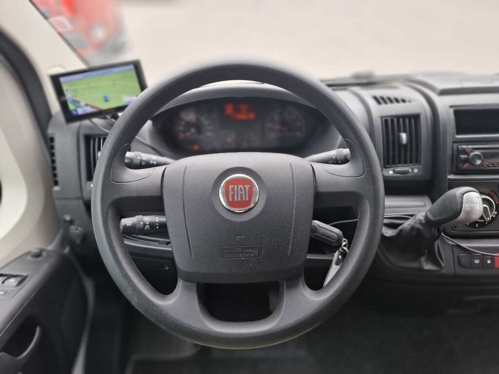 Pössl Roadcar VAN R 640 2017 9