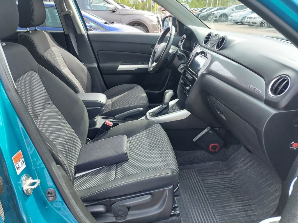 Suzuki Vitara 2017 Sininen
