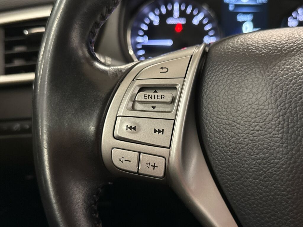 Nissan Qashqai 2017 Valkoinen