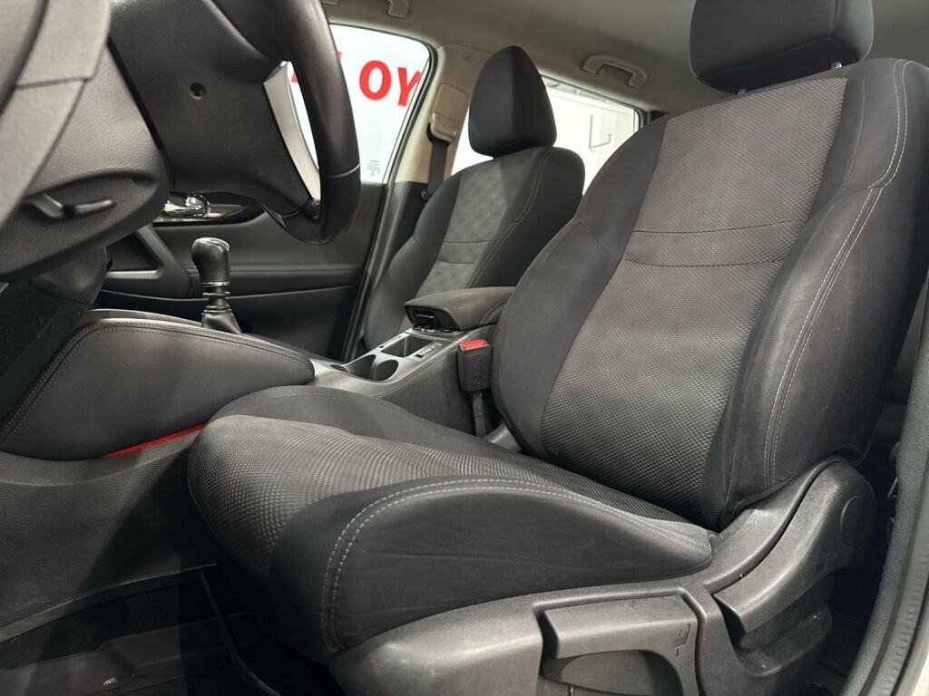 Nissan Qashqai 2017 Valkoinen