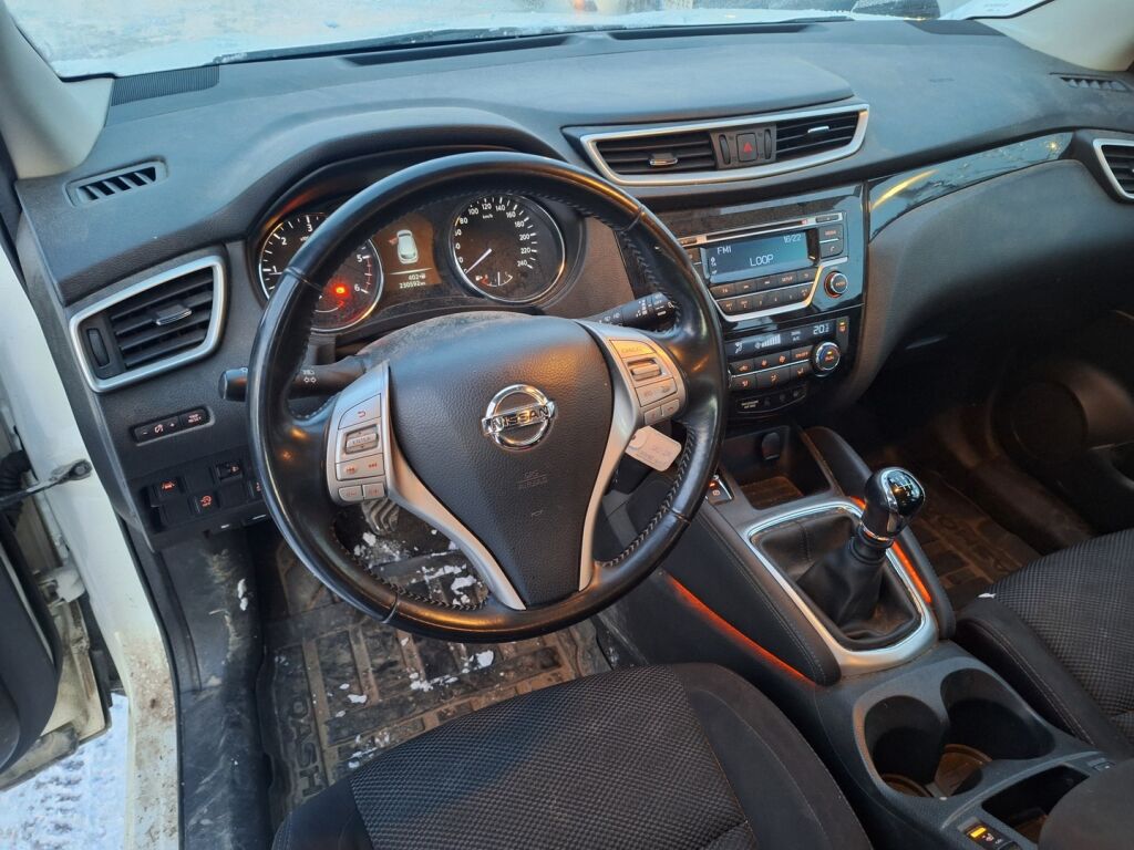 Nissan Qashqai 2017 Valkoinen