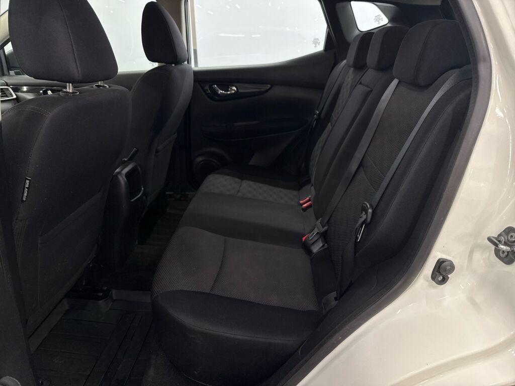 Nissan Qashqai 2017 Valkoinen