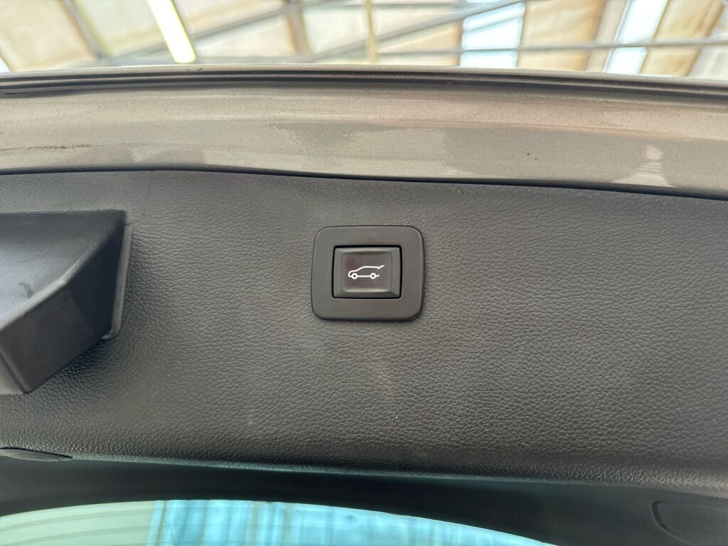 Opel Astra 2017 Ruskea (beige)