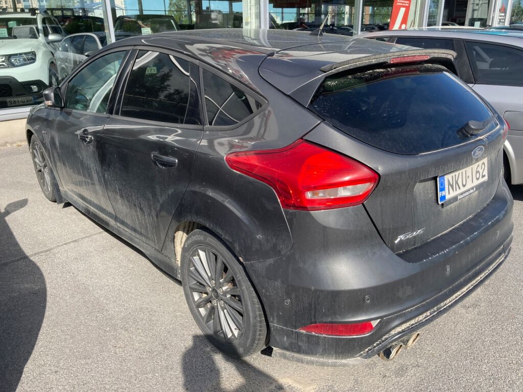 Ford Focus 2017 Metallinhohto Harmaa