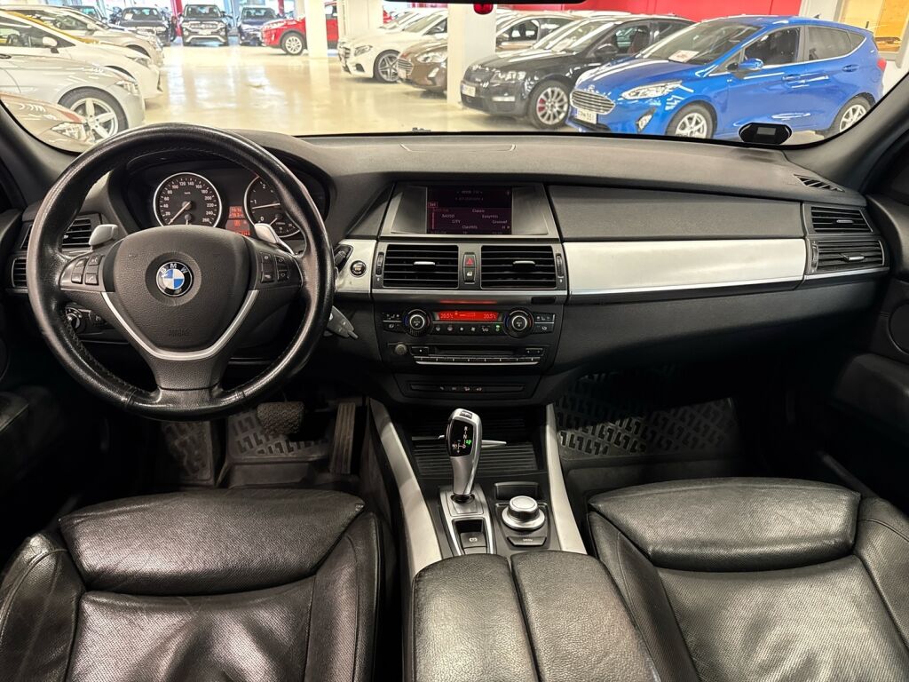 BMW X5 2007 Musta