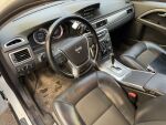 Volvo V70 2012 Valkoinen