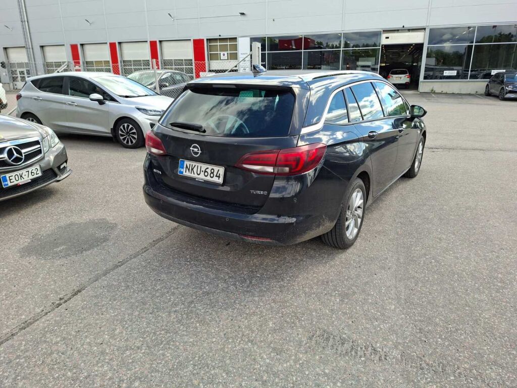 Opel Astra 2017 Musta