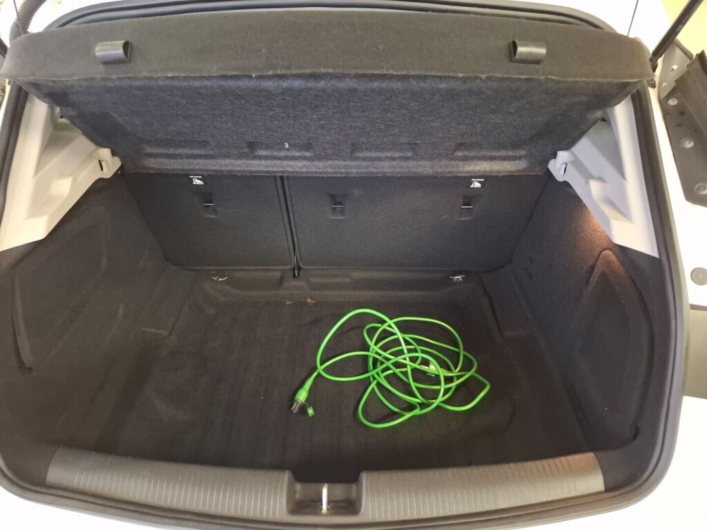 Opel Astra 2017 Valkoinen