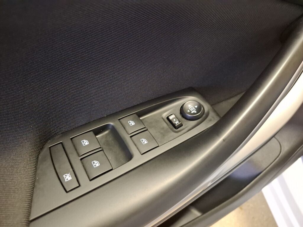 Opel Astra 2017 Valkoinen