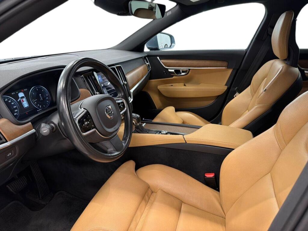 Volvo V90 2017 Sininen
