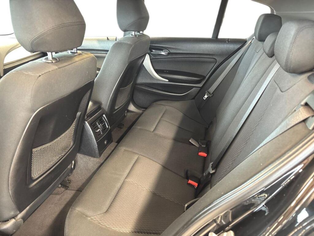 BMW 118 2017 Musta