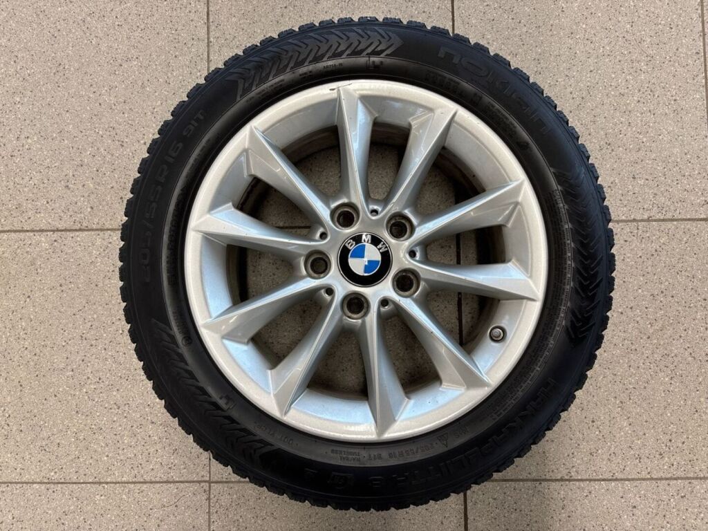 BMW 118 2017 Musta