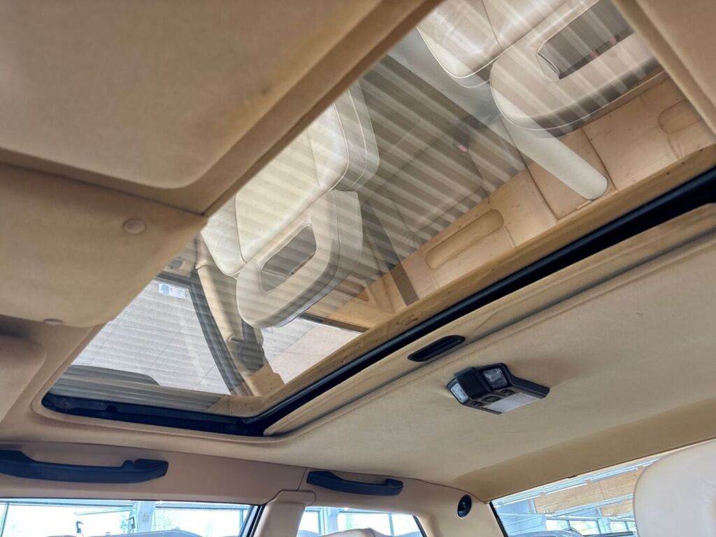 Volvo 780 1988 Ruskea (beige)