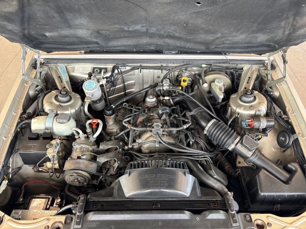Volvo 780 1988 Ruskea (beige)