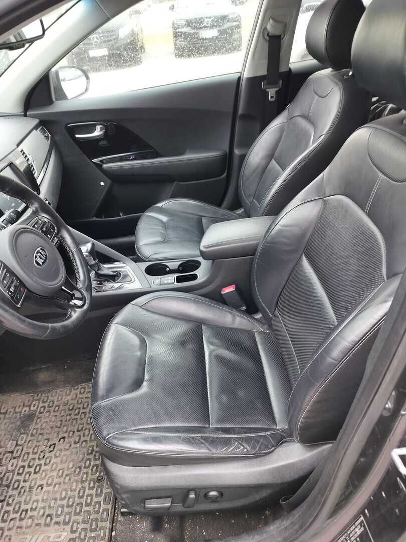 Kia Niro 2017 Harmaa