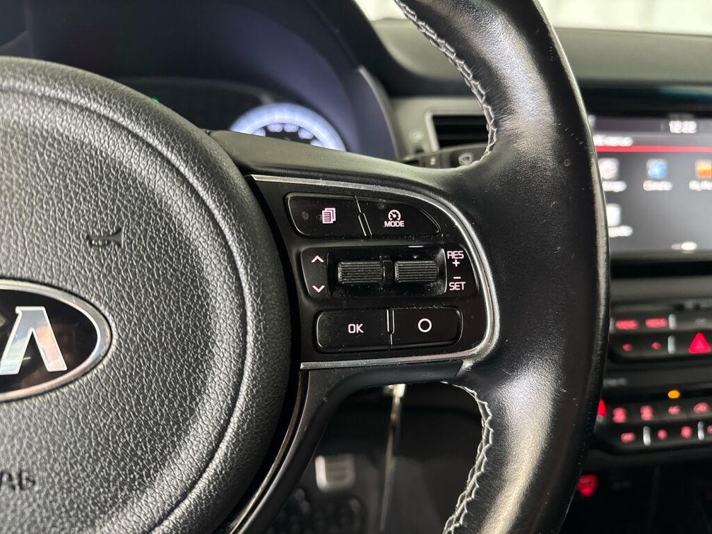 Kia Niro 2017 Harmaa