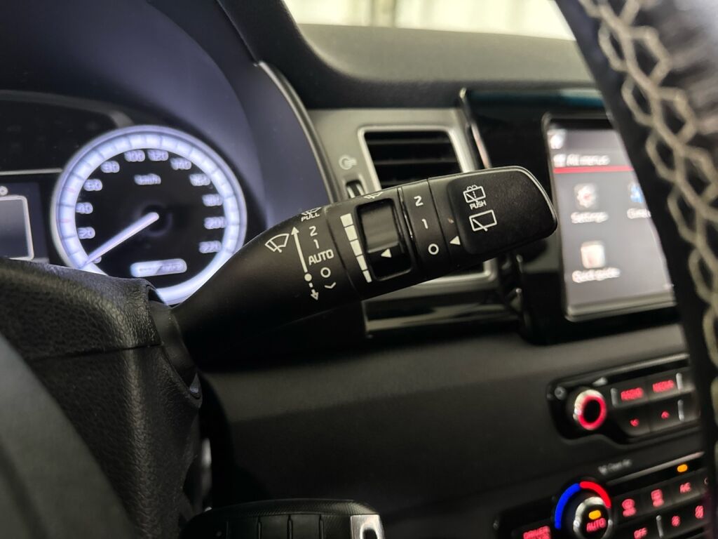 Kia Niro 2017 Harmaa