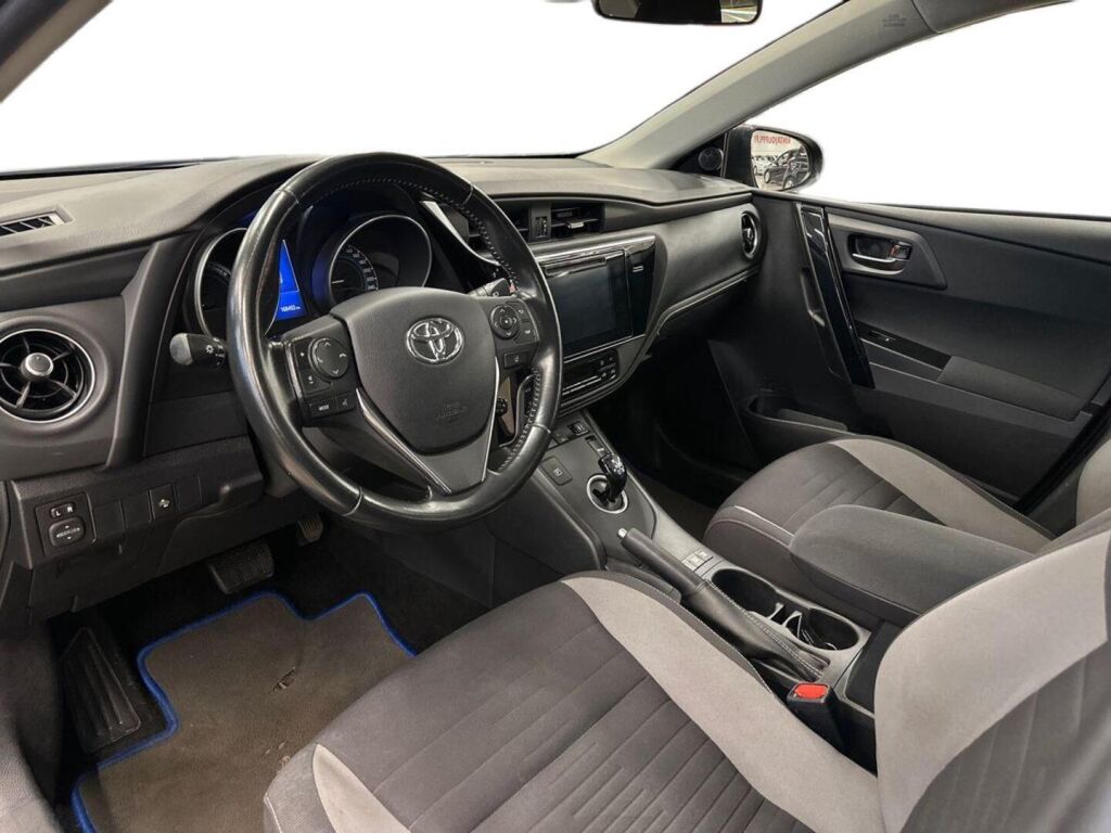 Toyota Auris 2017 Harmaa