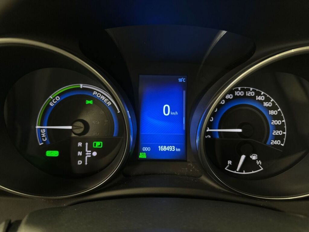 Toyota Auris 2017 Harmaa
