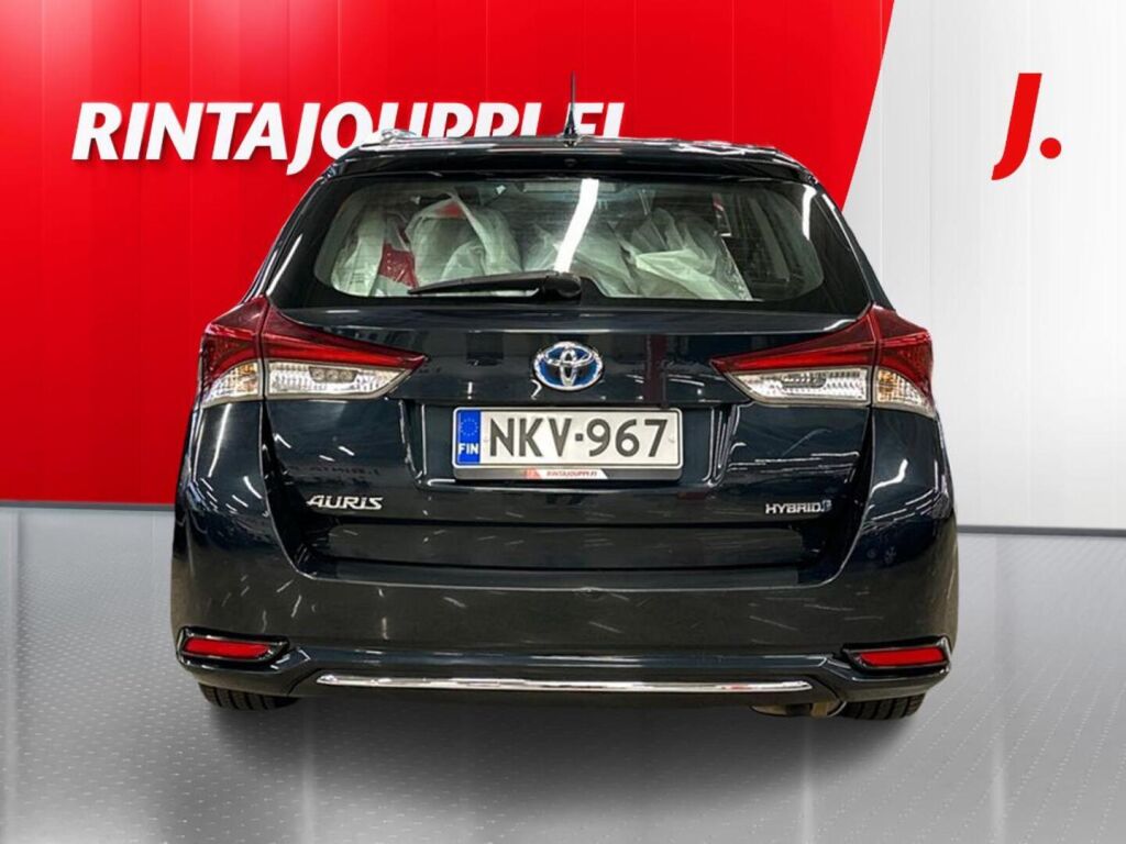 Toyota Auris 2017, photo 6/20