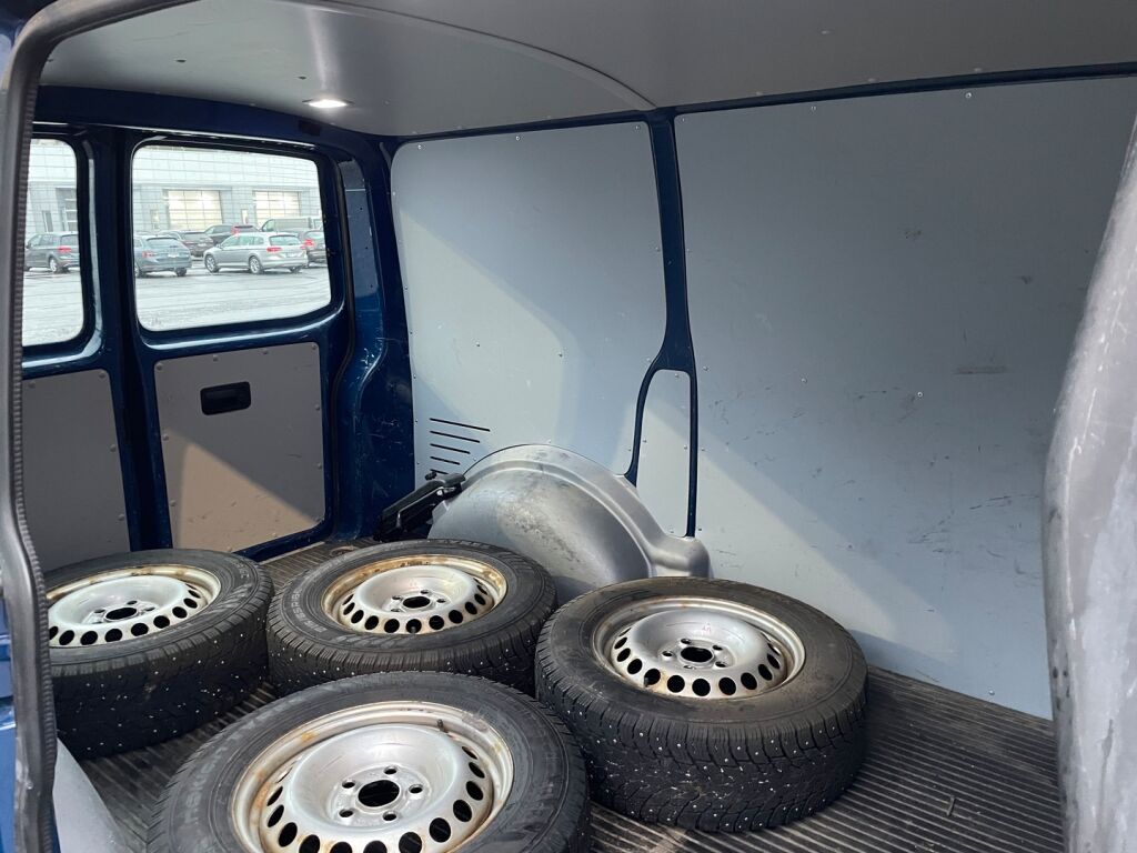 Volkswagen Transporter 2017 Sininen