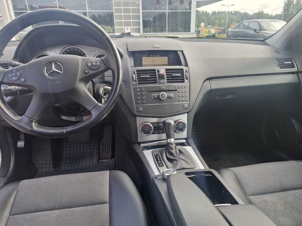 Mercedes-Benz C 2008 Harmaa
