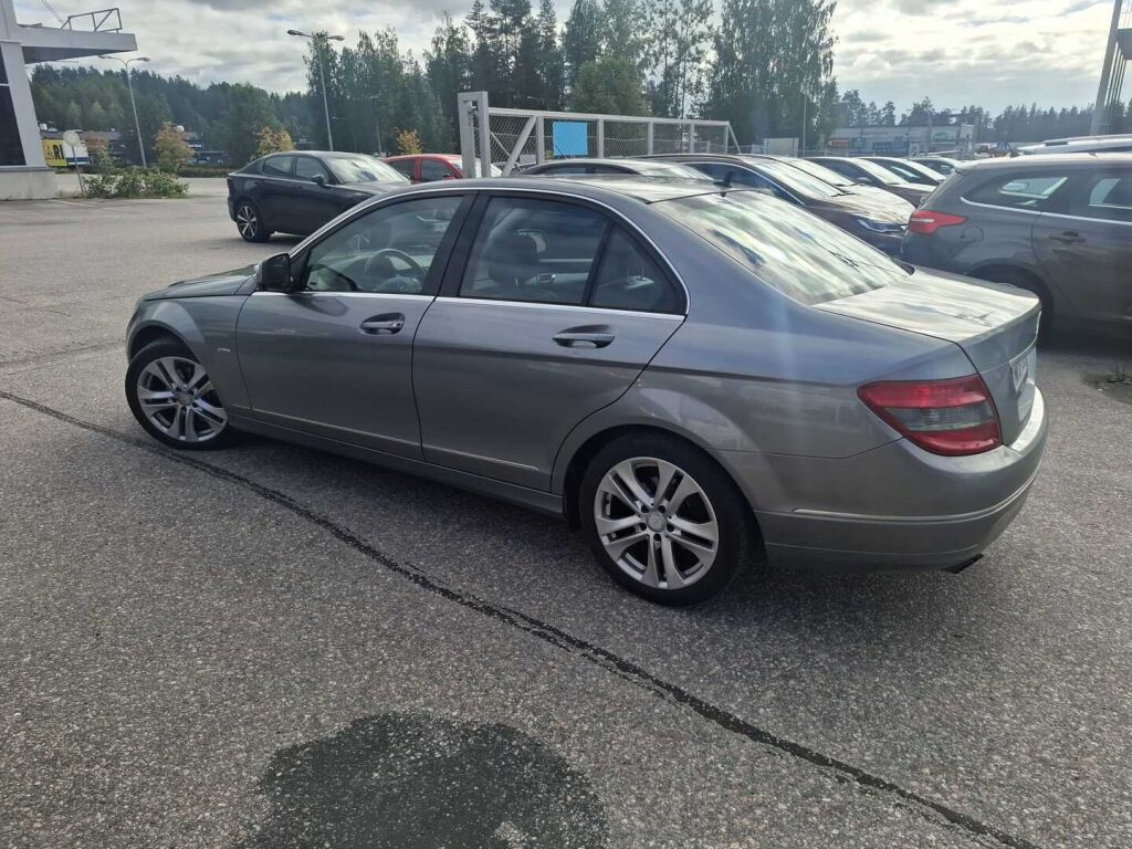 Mercedes-Benz C 2008 Harmaa