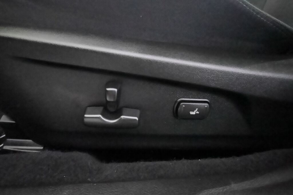 Subaru Legacy 2012 Valkoinen