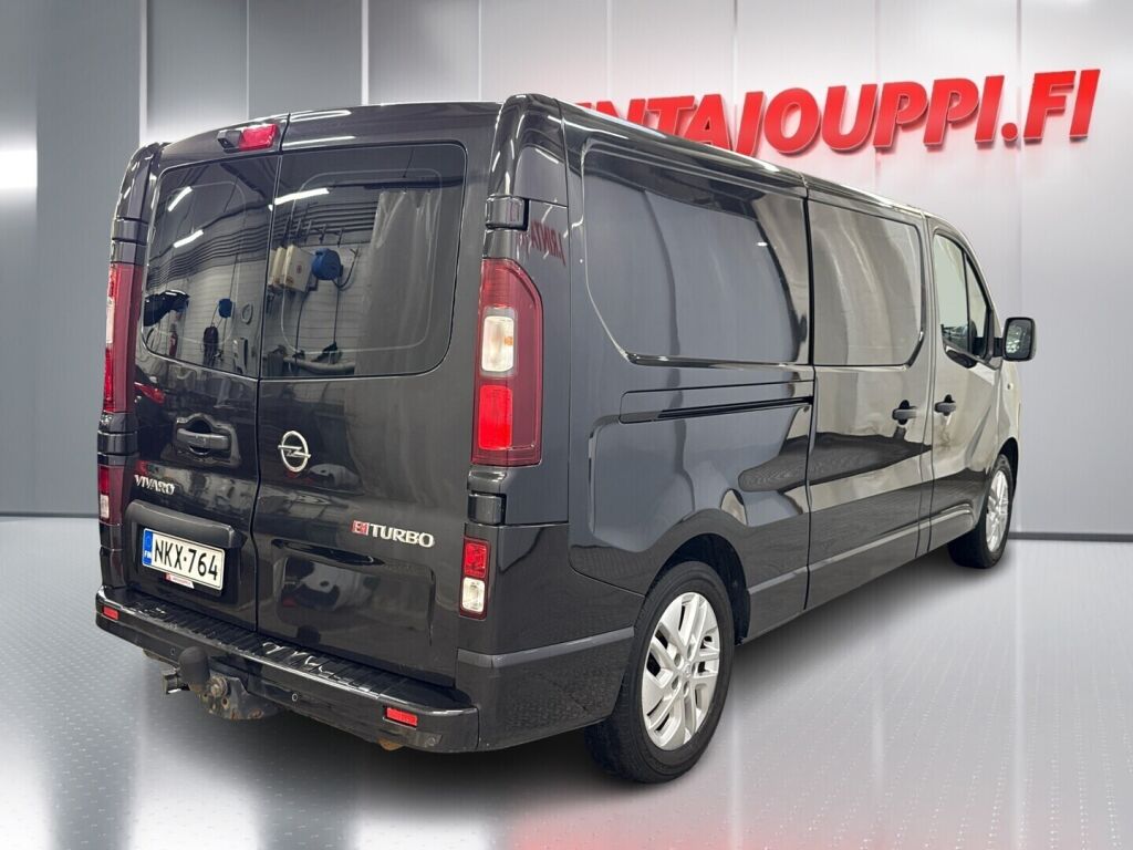 Opel Vivaro 2018 Musta