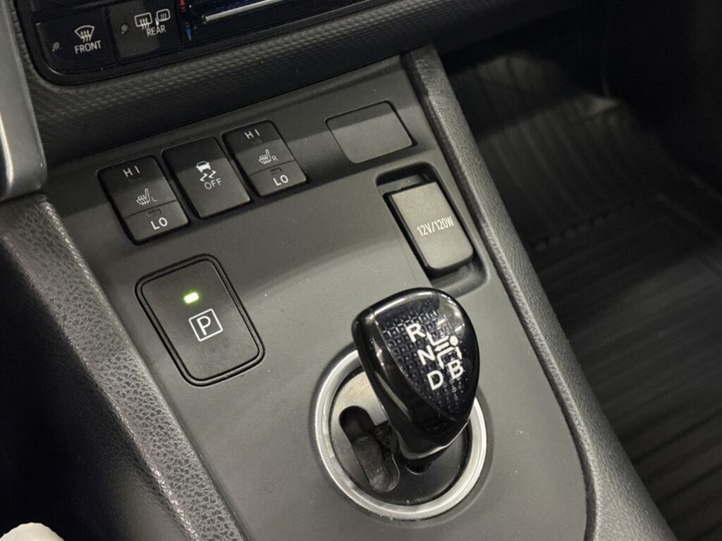 Toyota Auris 2017 Valkoinen