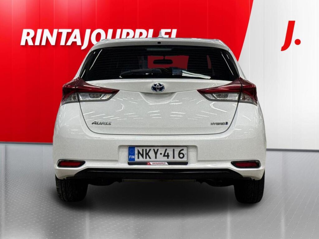 Toyota Auris 2017 Valkoinen