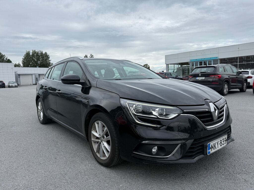 Renault Megane 2017 Musta
