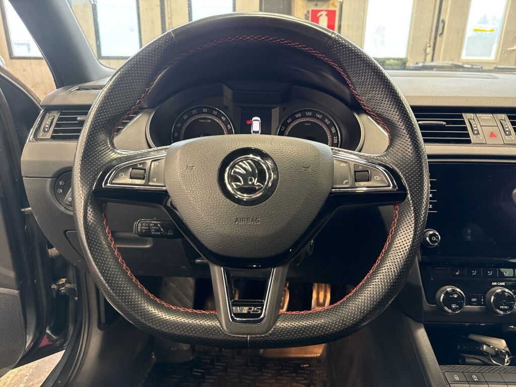 Skoda Octavia 2018 Harmaa