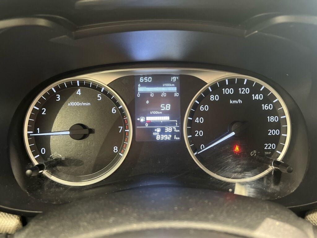 Nissan Micra 2017 Ruskea (beige)