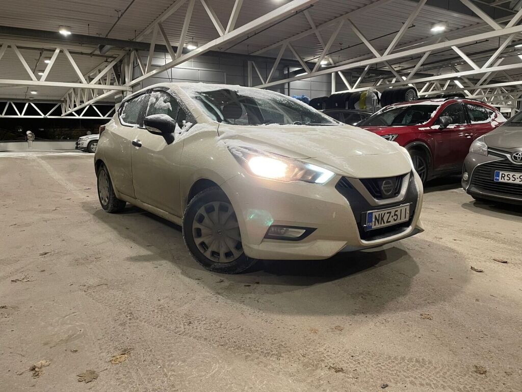Nissan Micra 2017 Ruskea (beige)