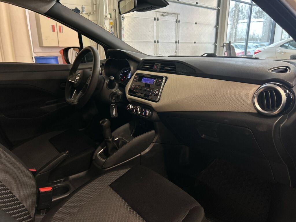 Nissan Micra 2017 Ruskea (beige)