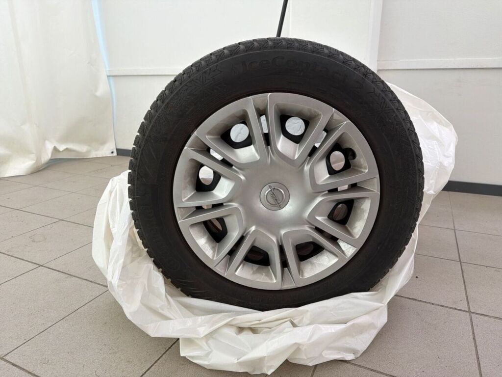 Opel Crossland X 2017 Punainen