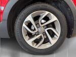 Opel Crossland X 2017 Punainen
