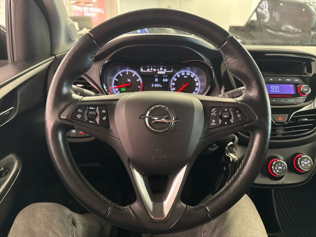 Opel Karl 2018 Musta