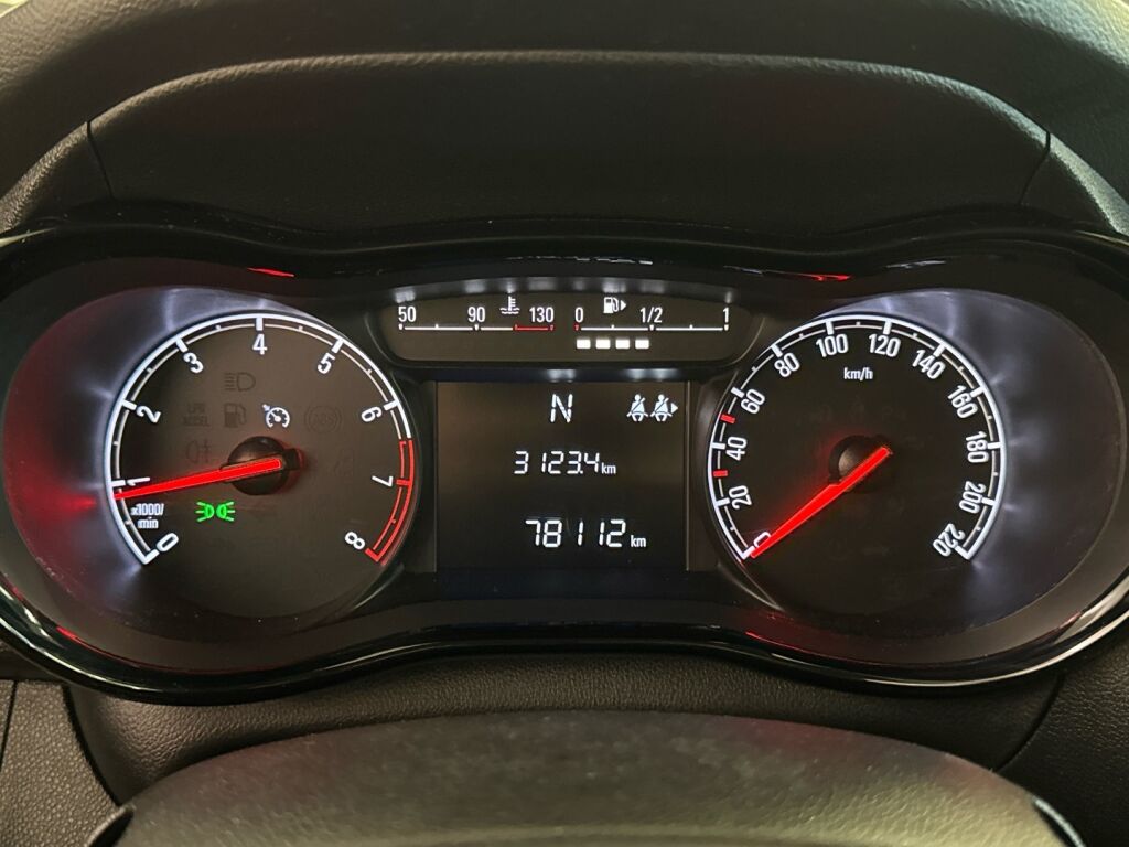 Opel Karl 2018 Musta