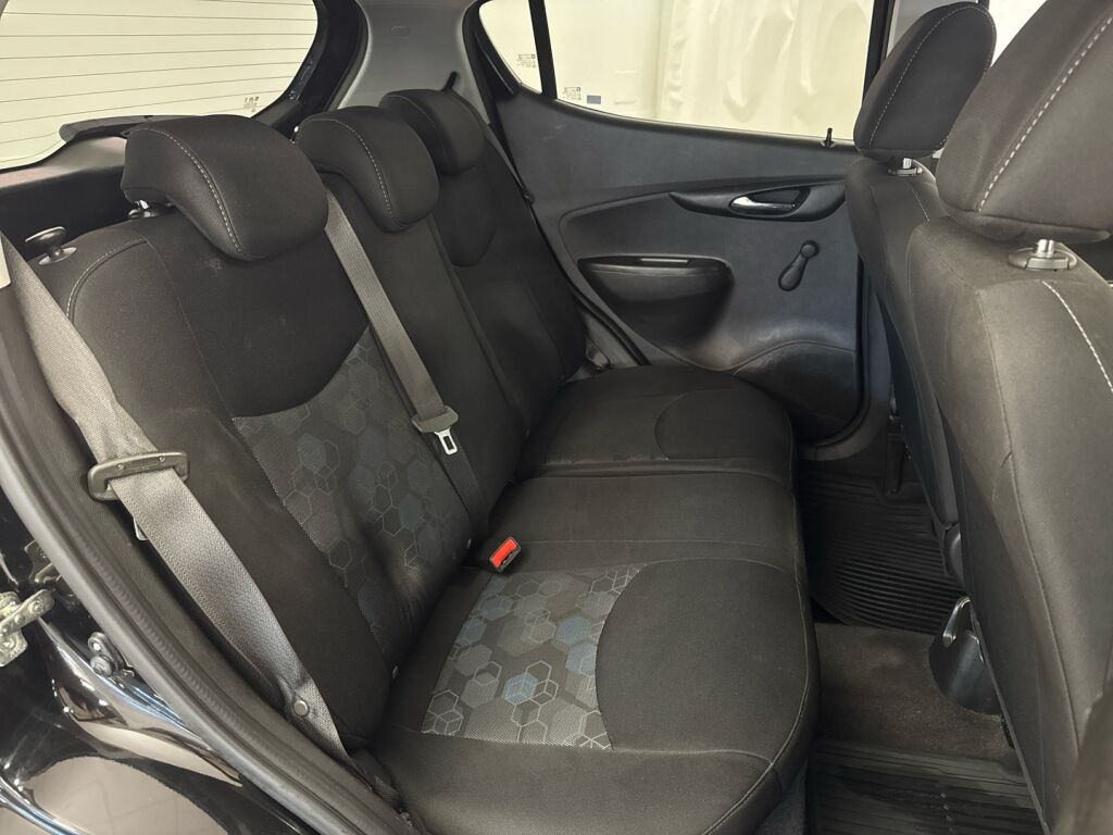 Opel Karl 2018 Musta