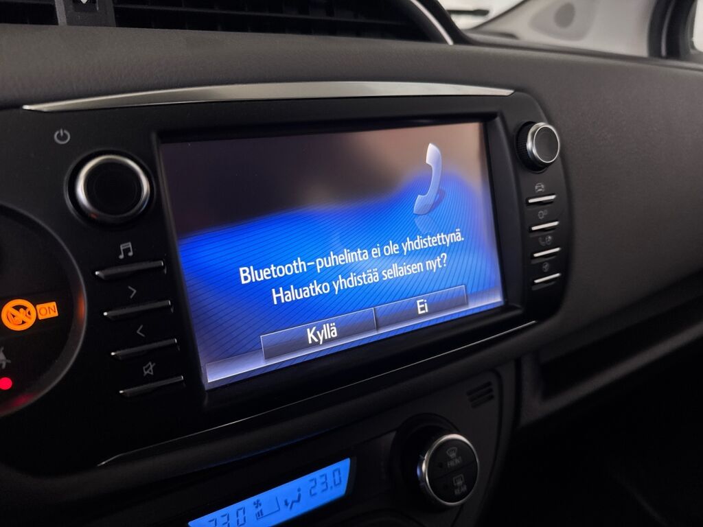 Toyota Yaris 2017 Harmaa